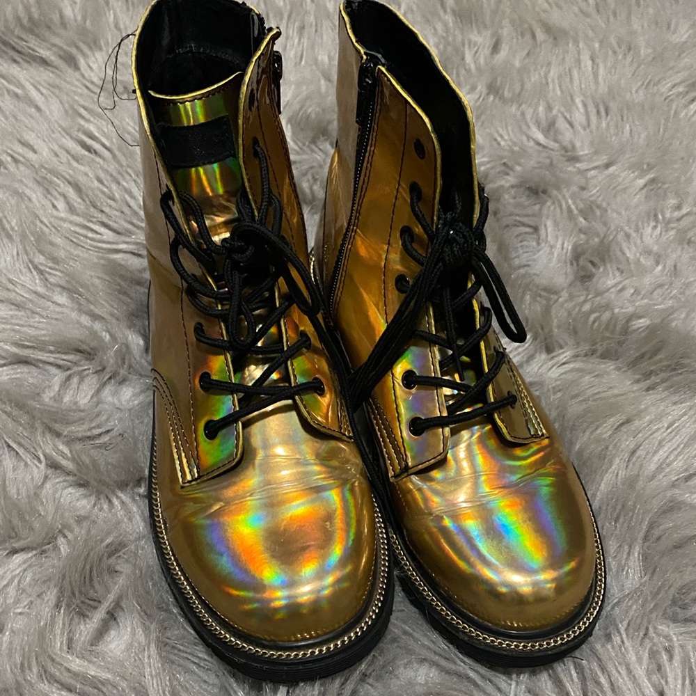 Golden dr marten dupes